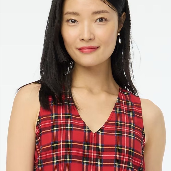NWT Gorgeous J Crew Red Plaid V Neck Sleeveless Top Medium - Picture 2 of 9
